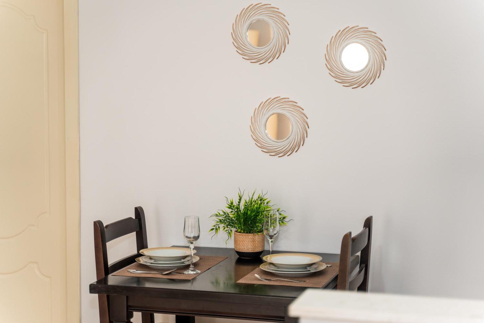 A&V Apartments Sarandë エクステリア 写真