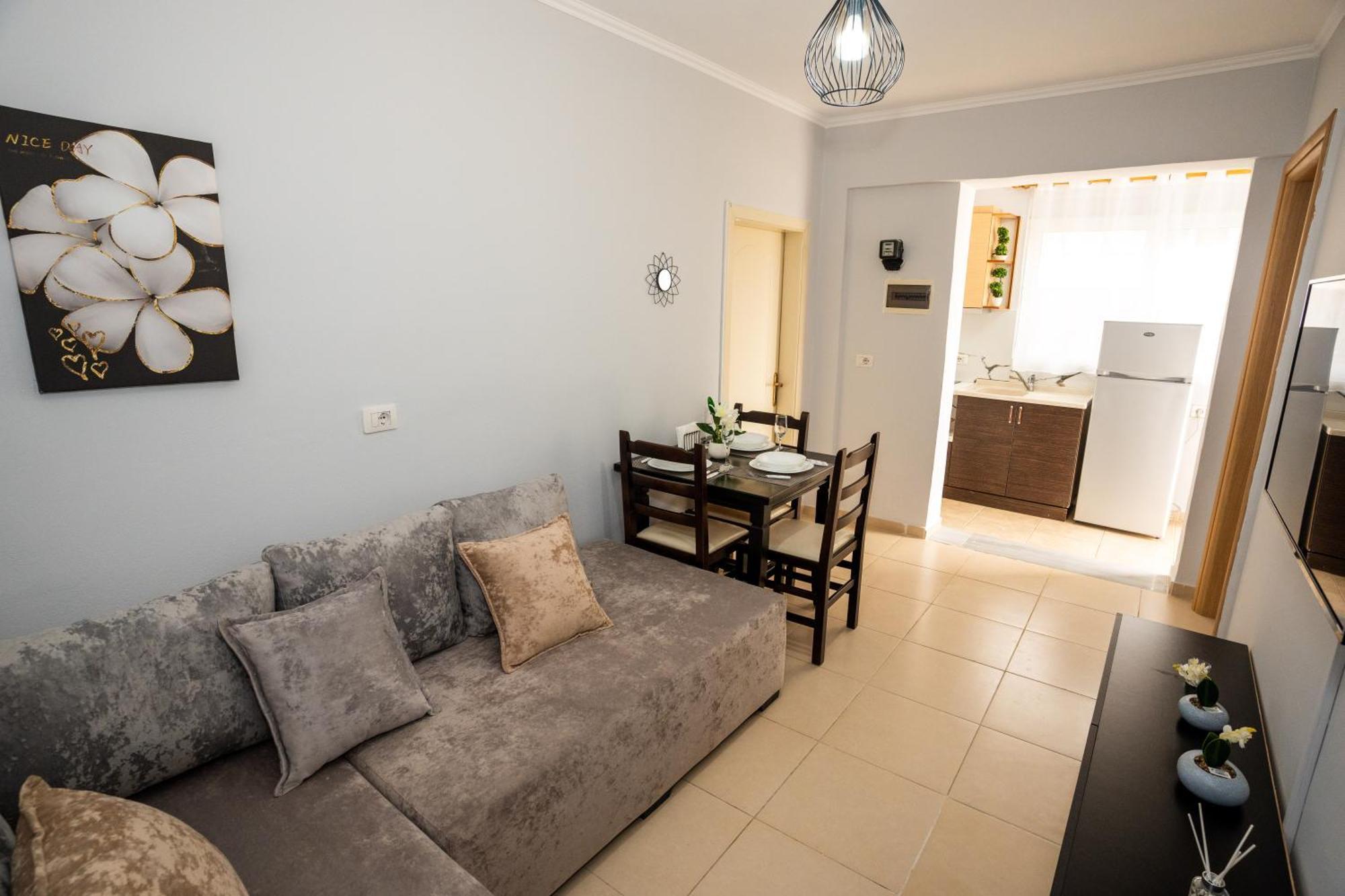A&V Apartments Sarandë エクステリア 写真